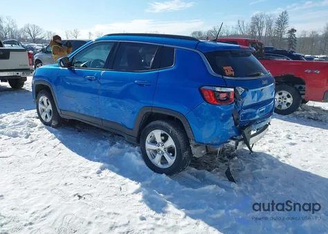 2020 Jeep Compass Latitude 4X4 z USA, uszkodzony, nr VIN 3C4NJDBB5LT165235